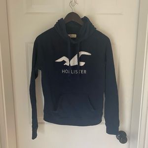 Juniors hooded sweatshirt. Navy blue